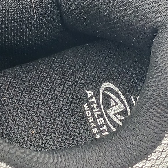 Athletic Works Boy's Silver & Black Athletic Shoes Sneaker  Size 6 - Picture 13 of 14